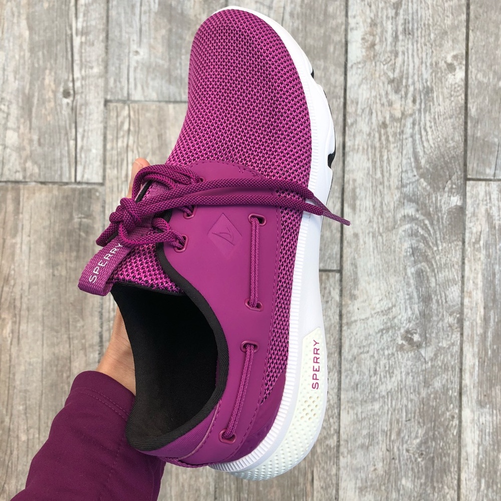 🍇Sperry sneakers 🍇New in a box 🍇Price Firm - Picture 6 of 8